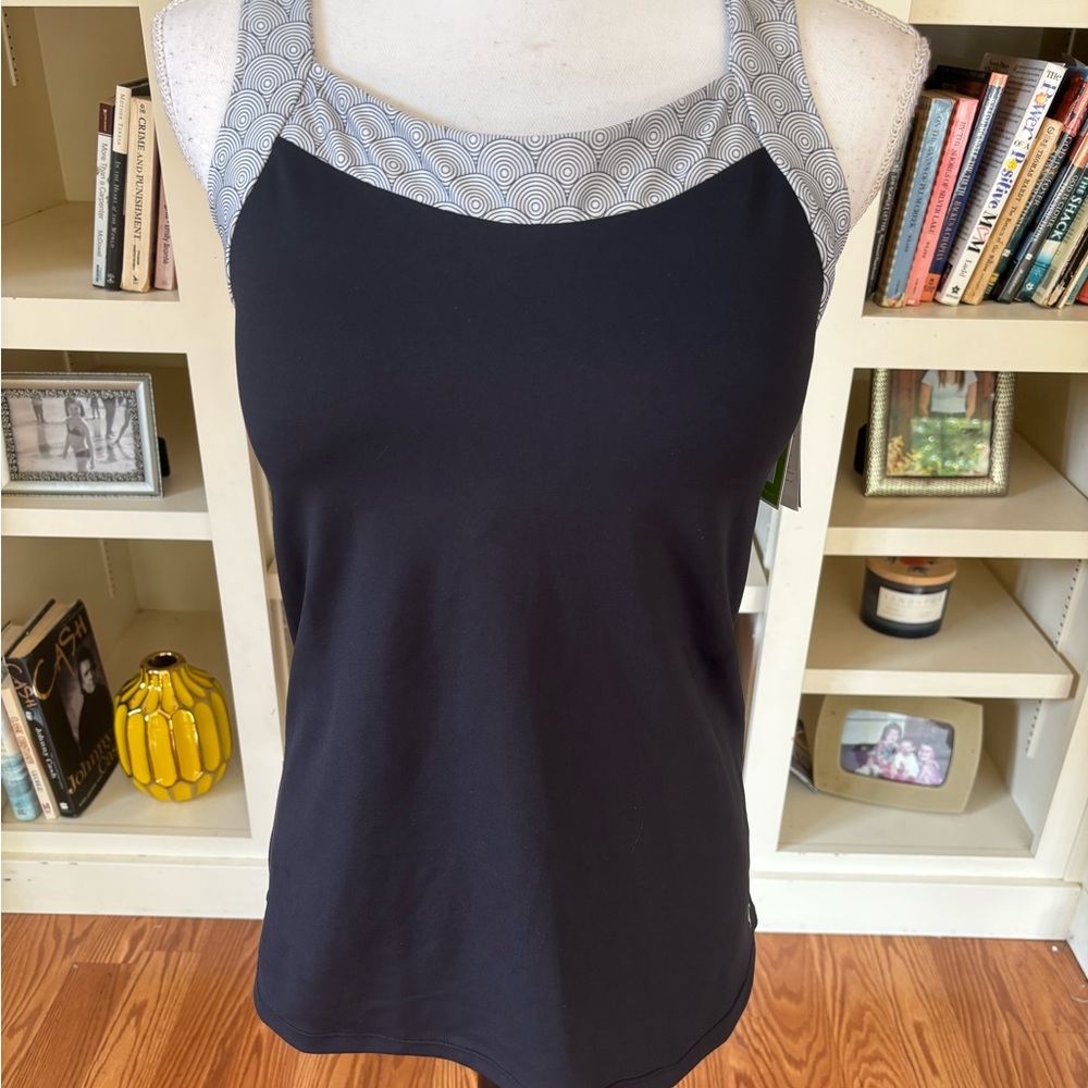NEW Moving Comfort Black and White InMotion Support Tank‎ Size Large 36CD-38C